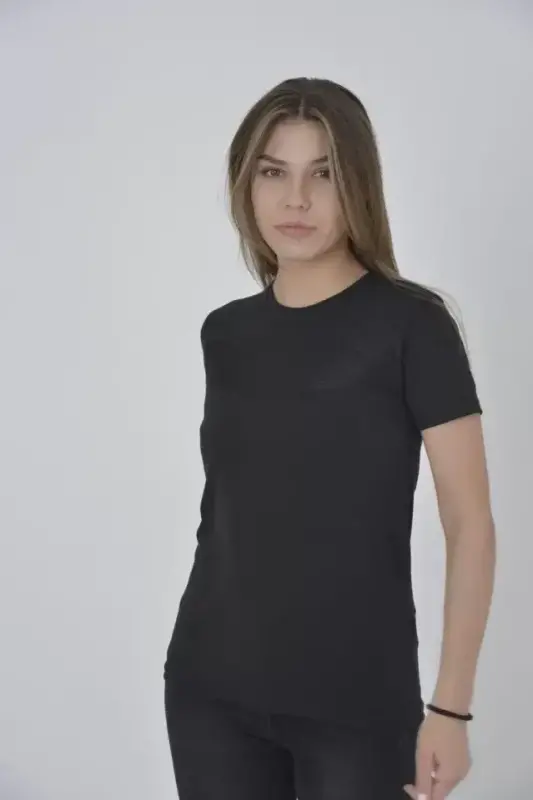 Gögüs Fileli Slim Fit T-shirt - Siyah - BÜYÜKBEDENIZ
