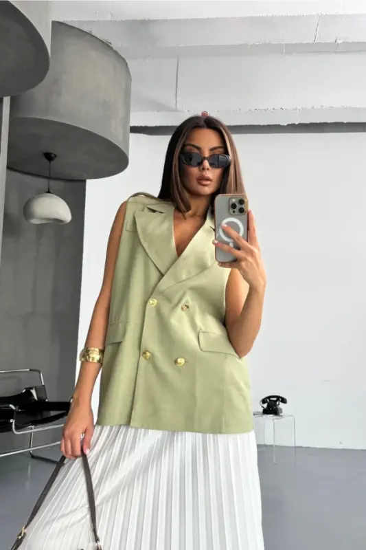 GOLD BUTTON LINEN VEST - Green - BÜYÜKBEDENIZ
