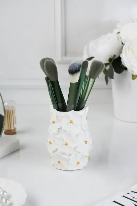 Gold Detailed Floral Design Makeup Brush Holder - Toothbrush Holder Multipurpose Concrete - LALEZEN HOME