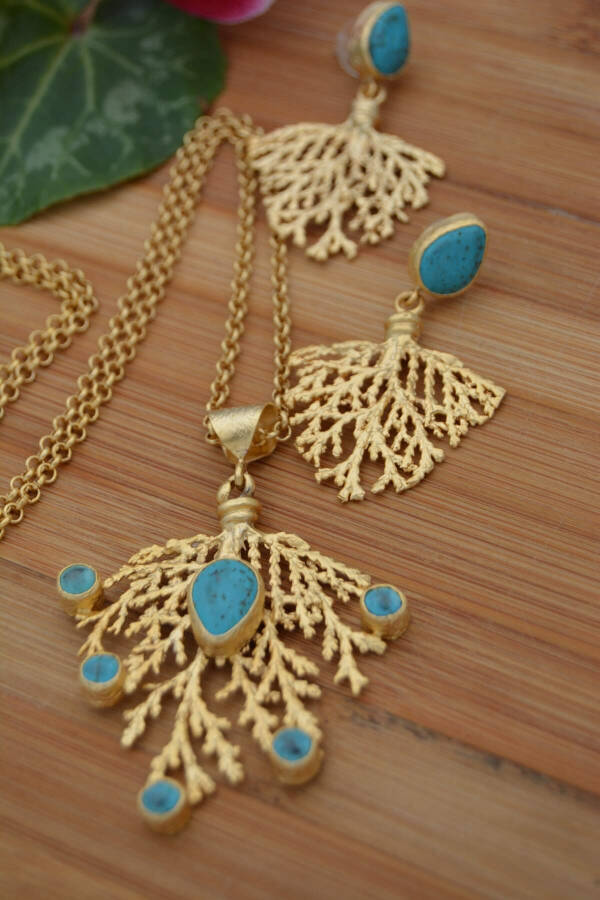 Gold Plated Turquoise Stone Women's Necklace - 9