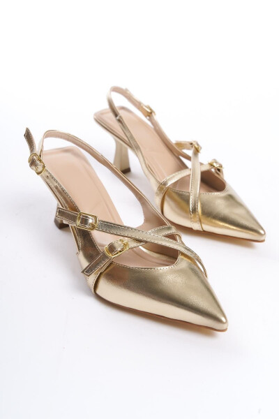 Gold Pointed Toe Buckle Heeled Shoes - 10