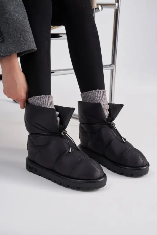 Goose Down Unisex Boots Metallic Series Jet Black - Blue - 7