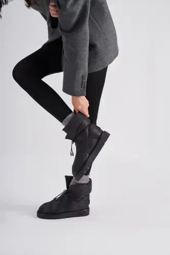 Goose Feather Unisex Boot Metallic Series Jet Black-Blue - 1