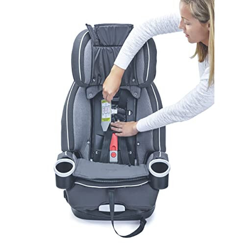 Graco 4Ever DLX 4 in 1 Car Seat, Infant to Toddler Car Seat, with 10 Years of Use, Bryant, 20x21.5x24 Inch (Pack of 1) - 11