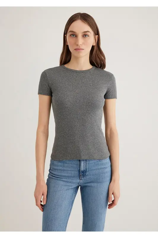 Gray Basic T-Shirt Fitted / Body Fit Cut 1613 - 4