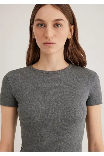 Gray Basic T-Shirt Fitted / Body Fit Cut 1613 - 6