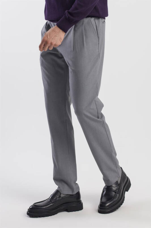 Gray Comfort Fit Double Pocket Flap Pleated Side Pocket Trousers - 3