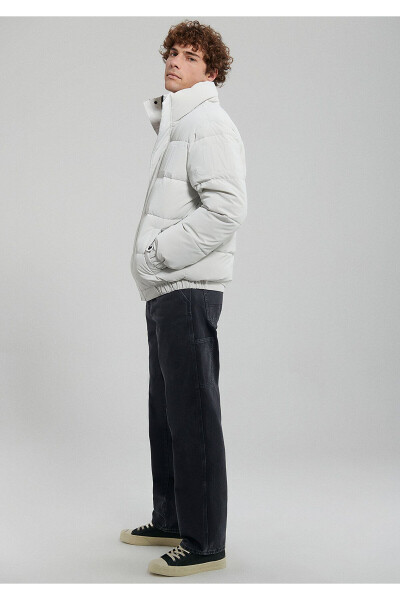 Gray puffer jacket, stand-up collar. - Modazone (1)