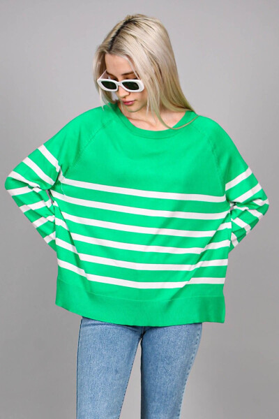 Green Bicycle Neck Striped Knit Women's Sweater - 7