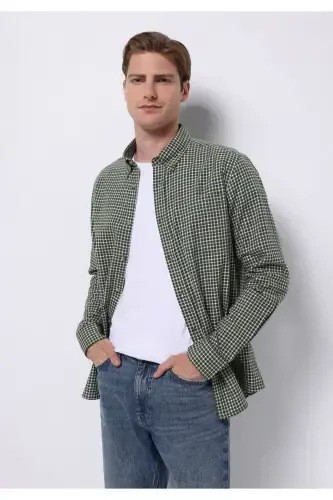 Green checkered, long-sleeved, regular fit men's shirt. - 1