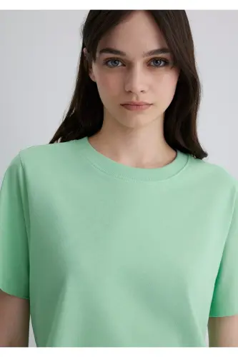 Green Crop Basic T-Shirt Crop / Short Cut 1613072- - 6