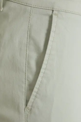 Green Dynamic Fit Straight Cotton Side Pocket Canvas Trouser - 3