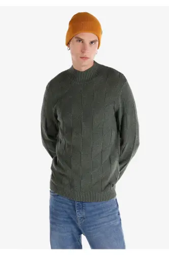 Green fisherman neck, regular fit men's sweater. - 1