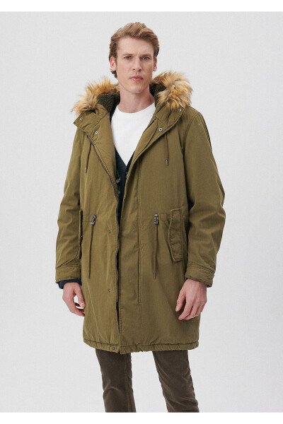 Green, fur-trimmed, oversized long parka. 0110108-29754 - 2