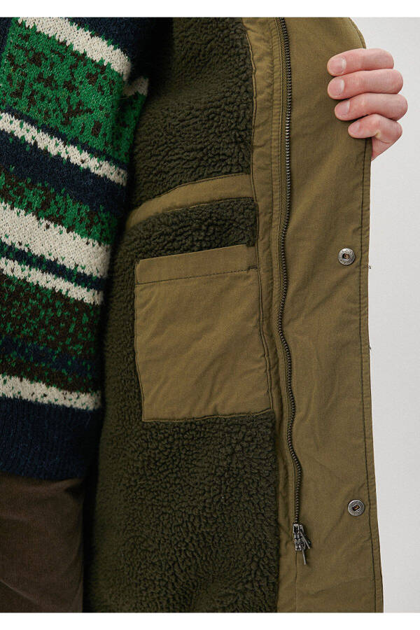 Green, fur-trimmed, oversized long parka. 0110108-29754 - 7