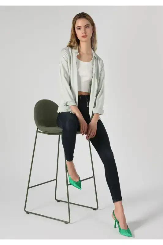 Green long sleeve regular fit shirt for women (Cl1048443) - COLIN’S