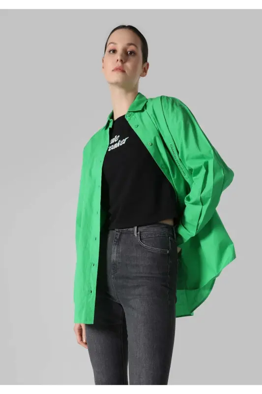 Green, long-sleeved, regular fit shirt for women (Cl1062116) - COLIN’S