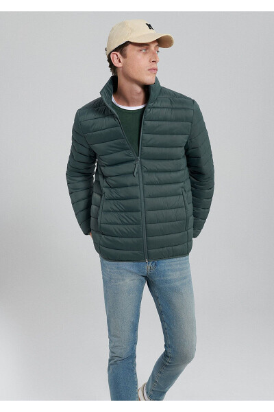 Green puffer jacket with a stand-up collar (0110016-71598) - 1