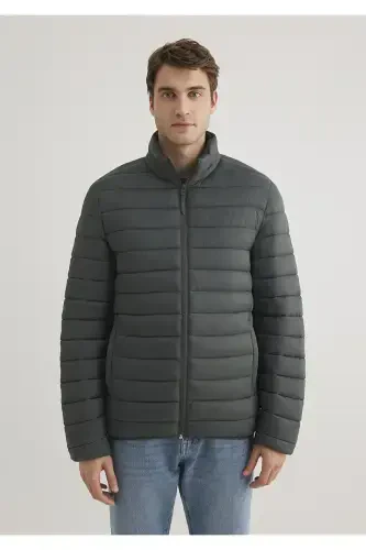 Green puffer jacket with a stand-up collar (0110016-71598) - 3