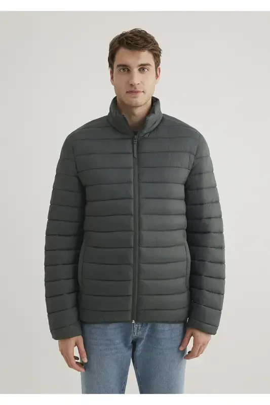 Green puffer jacket with a stand-up collar (0110016-71598) - 3