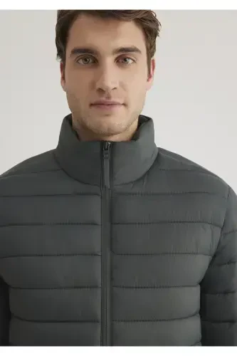 Green puffer jacket with a stand-up collar (0110016-71598) - 5