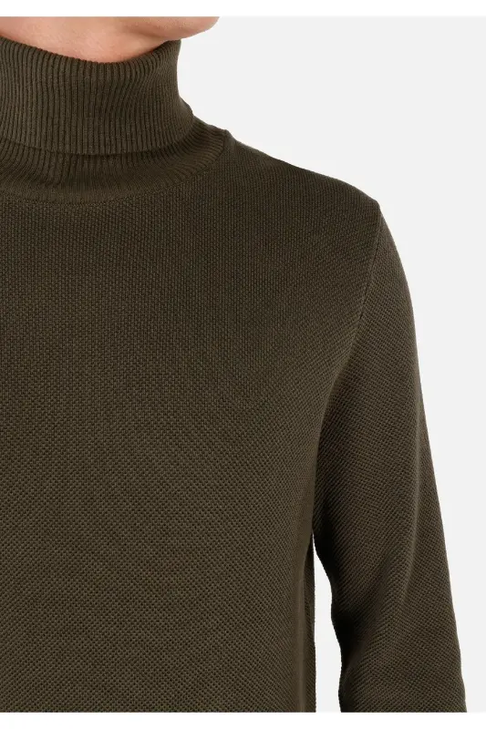 Green, regular fit, turtleneck sweater for men. - 5