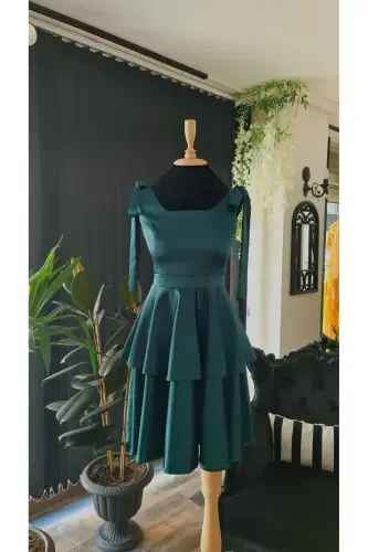 Green Satin Square Neck, Sleeveless, Bow Shouldered Graduation Dress-green - MAKBULEOFFICIAL (1)