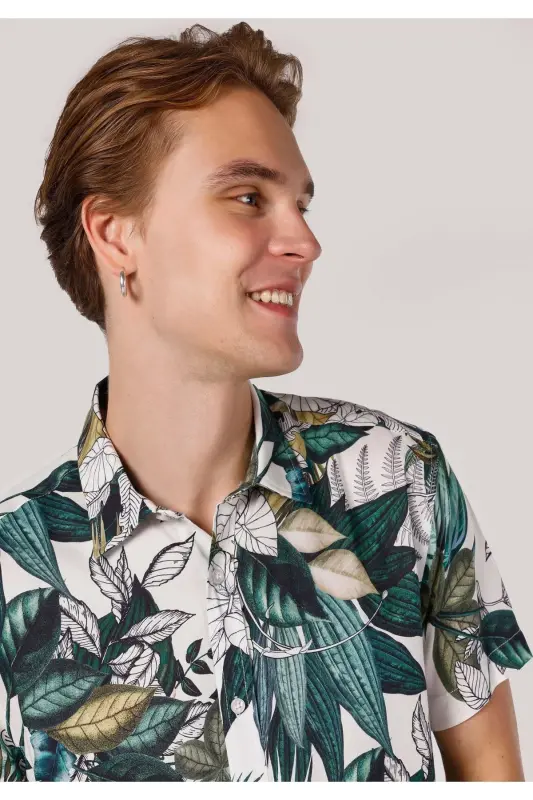 Green, short-sleeved, regular fit printed shirt for men. - 4