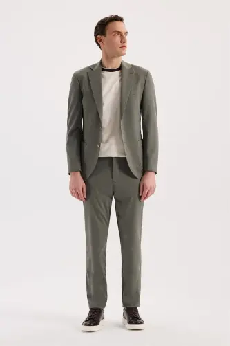 Green Slim Fit Mock Neck Flexible Sports Jacket 