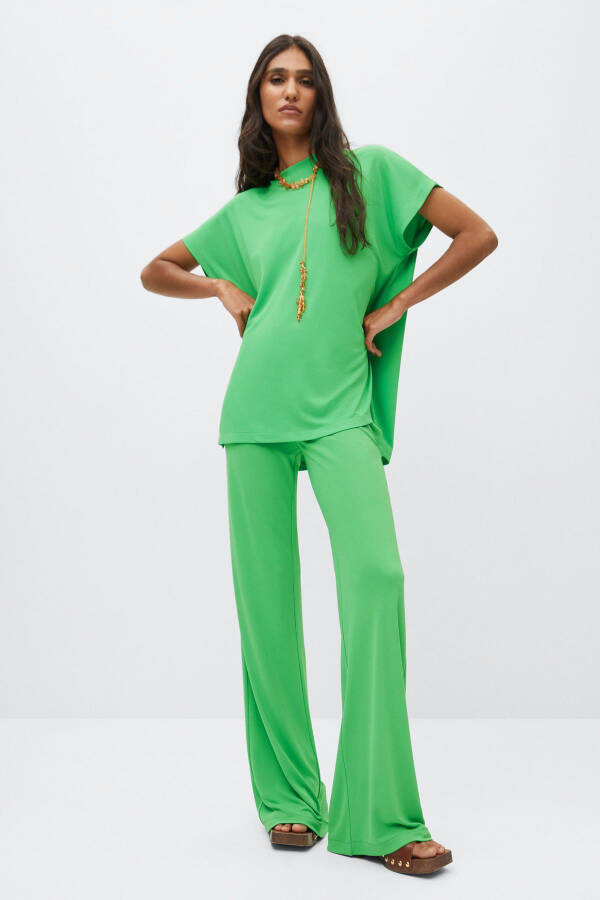 Green Women's Pants 27087747 - 7