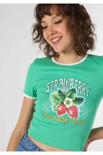 Green women's short sleeve t-shirt, slim fit, crew neck and printed. - 4