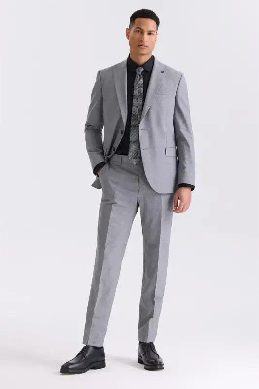 Grey Classic Fit Pointed Collar Wool Suit - 1