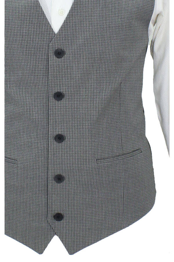 Grey patterned V-neck men's vest. - 4