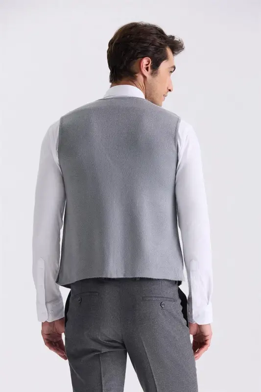 Grey Slim Fit Buttoned Knitted Waistcoat - 4