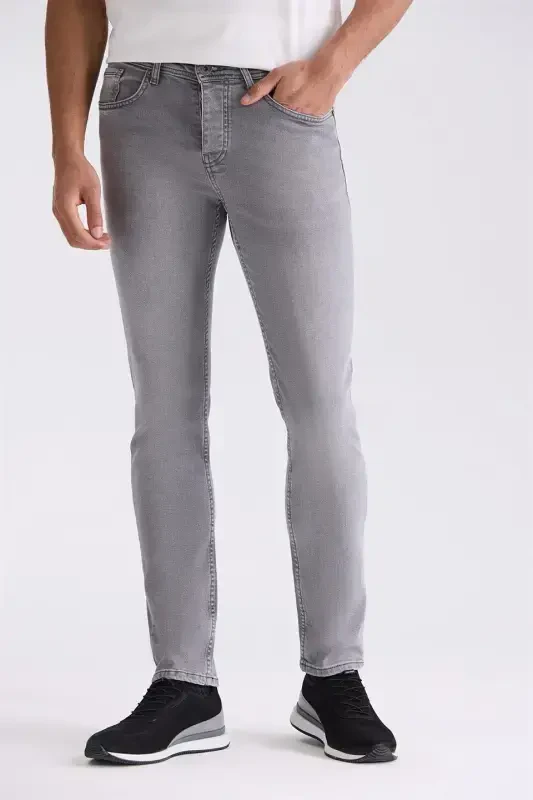 Grey Slim fit Lycra Cotton Washed Denim Jacket - Modazone