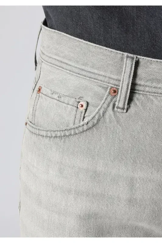 Grey straight fit jeans for men. - 6