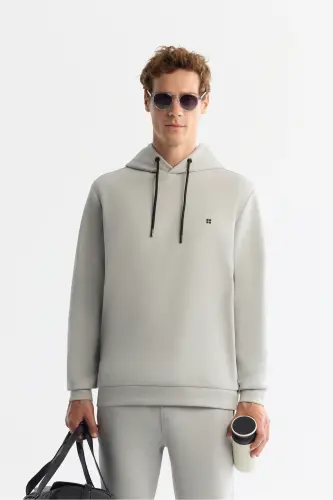 Erkek Gri Kapüşonlu Esnek Yumuşak Doku İnterlok Kumaş Basic Regular Fit Sweatshirt B001101 - Gri 