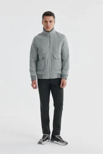 Gri Comfort Fit Kürklü yaka Yünlü Mont 