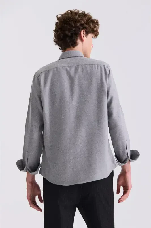 Gri Slim Fit Düğmeli Yaka Pamklu Cepli Gömlek - 4