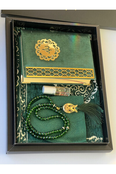Groom Prayer Rug Set Green - MARKAPOLIN