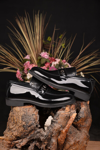 Groom & Suit Black Patent Leather Shoes Offer Style and Comfort with Innovative Design - 2