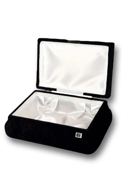 Groom's Skincare Set - Engagement Gift Chest Set - 3
