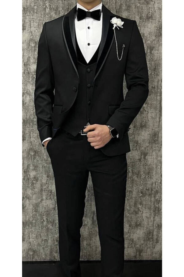 Groom's Suit Large Size Tuxedo - 2