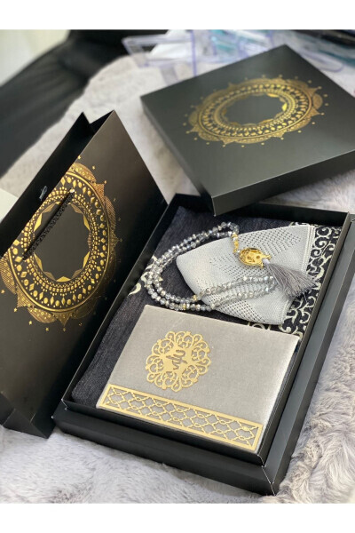 Groom's Trousseau Prayer Rug Set - 3