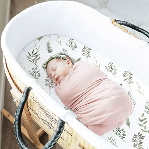 GRSSDER Stretchy Ultra Soft Fitted Bassinet Sheet Set 2 Pack, Universal Fit for Bassinets Baby Cradle Moses Basket Oval Rectangle Mattress, Watercolor Daisy Flowers Bassinet Sheets for Girls - 4