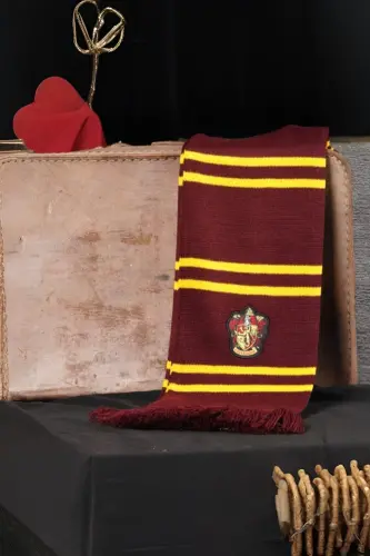 Gryffindor Scarf - SIHIR DÜKKANI (1)