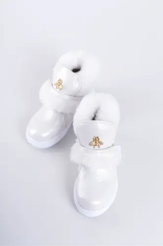 Gümüş Parlak Kürklü Arı Detaylı Cırtlı Kaymaz Taban Kız Çocuk Bot-Gri - CAMOLLA (1)