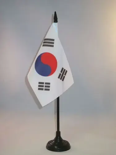 South Korea Table Flag 4'' x 6'' - South Korean Desk Flag 15 x 10 cm. - Black plastic stick and base - AZ FLAG 