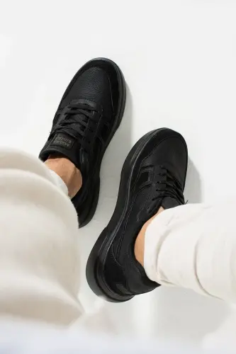 Günlük Erkek Siyah Sneaker Bağcıklı Dikişli Hafif Rahat Yürüyüş Spor Ayakkabı 2029 - Siyah - Siyah 2029 - 4