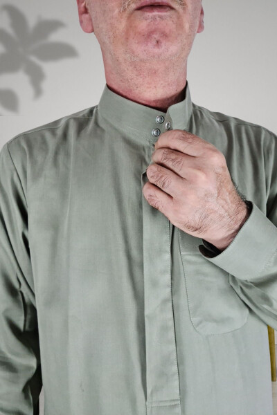 Haj va Umra kiyimlari/ yashirin tugmali va uzoq yengli namoz xalat - 4